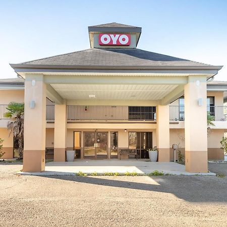 Oyo Hotel Kinder Exteriér fotografie
